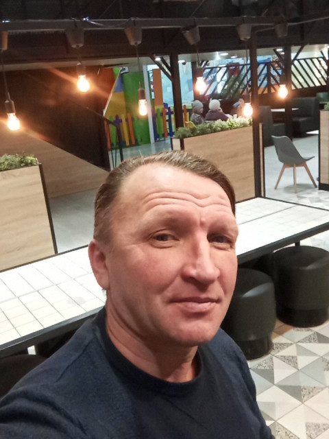 Дориан, Россия, Усть-Кут, 45 лет, 1 ребенок. Познакомлюсь с женщиной для любви и серьезных отношений, брака и создания семьи, гостевого брака, воЯ многогранный человек. Мне всё интересно. Раньше многим спортом занимался. В данный работаю и заним