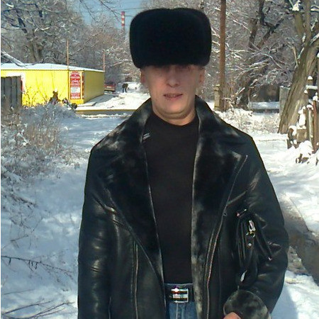 Руслан, Россия, Москва, 48 лет. Познакомлюсь с женщиной для любви и серьезных отношений, брака и создания семьи. Живу в ДНР. В Московской области, г. Жуковский работаю и проживаю. Всё остальное интересующее при об