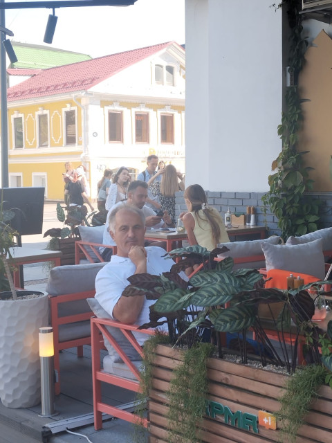 Андрей, Россия, Москва, 61 год. Познакомлюсь с женщиной для брака, и создания семьи умной красивой, доброй, ласковой, нежной. и т. д....  Анкета 700996. 