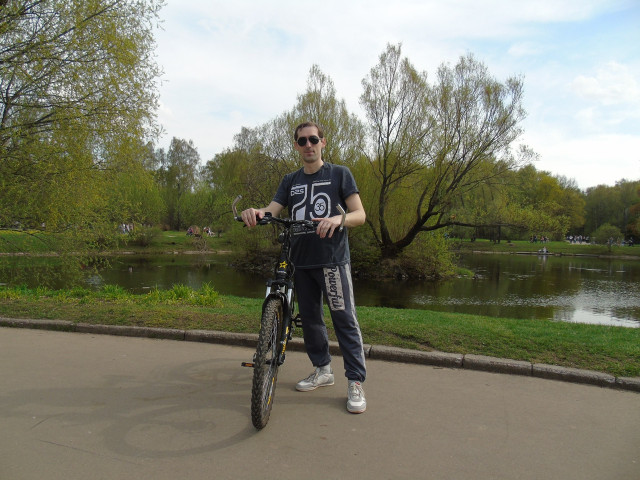 На велопрогулке в Ботаническом саду