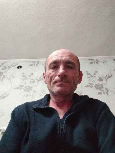 Анатолий, Россия, Луганск, 49 лет. Познакомлюсь с женщиной для любви и серьезных отношений.  Анкета 704401. 