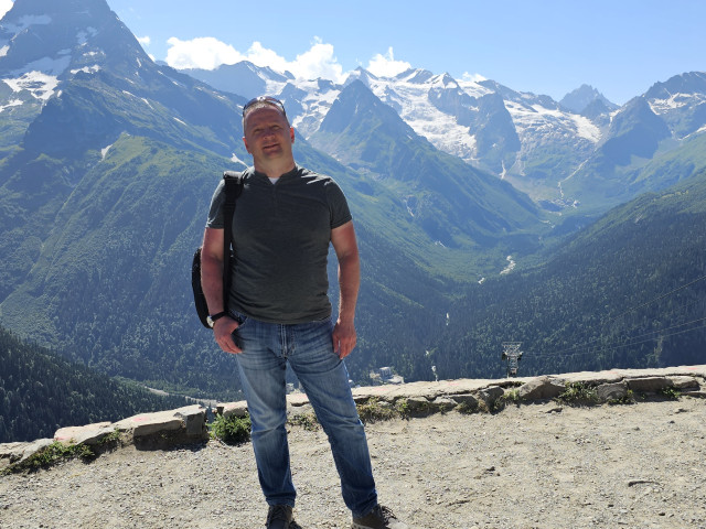 Николай, Россия, Шуя, 46 лет. Познакомлюсь с женщиной для любви и серьезных отношений, брака и создания семьи, дружбы и общения. В разводе, хочу найти своего человека для отношений, основанных на взаимном доверии, уважении, любви