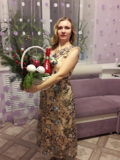 Лариса, Россия, Воронеж, 45 лет, 2 ребенка. Познакомлюсь с мужчиной для брака и создания семьи. Анкета 707616. 