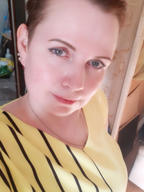 Ирина, Россия, Мурманск, 47 лет, 1 ребенок. Ищу: Надежного, с чувством юмора для серьёзных отношений.  Анкета 708467. 