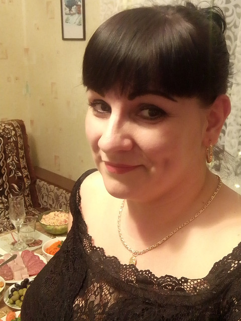 Екатерина, Россия, Батайск, 39 лет, 1 ребенок. Познакомлюсь с мужчиной для брака и создания семьи. Люблю уют, хочу создать семью... 