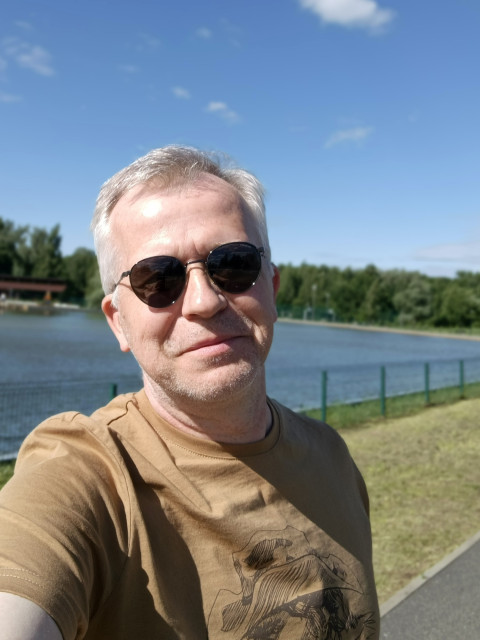 Сергей, Россия, Санкт-Петербург, 54 года. Он ищет её: Познакомлюсь со спокойной женщину для общения и серьезных отношений, брака .  Анкета 709590. 