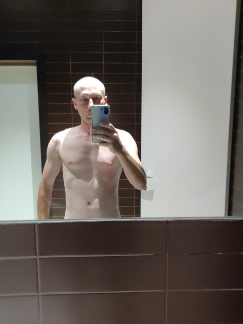 Александр, Россия, Уварово, 41 год. Познакомлюсь с женщиной для любви и серьезных отношений, брака и создания семьи, гостевого брака, воБез жён, детей, вредных привычек. Красный диплом университета. Служил в армии.