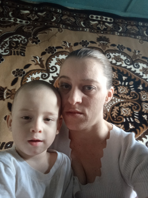 Анна, Россия, Суровикино, 29 лет, 4 ребенка. Она ищет его: Познакомлюсь с мужчиной для дружбы и общения. Анкета 710240. 