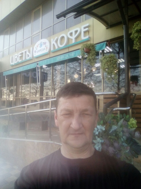 Руслан, Россия, Краснодар, 52 года, 1 ребенок. Он ищет её: Познакомлюсь с женщиной для брака и создания семьи.Весёлый. Порядочный.