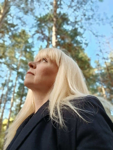 Юлия, Санкт-Петербург, м. Автово, 53 года, 1 ребенок. Она ищет его: адекватным мужчину для любви и серьезных отношений, брака и создания семьи, гостевого брака.  Анкета 710980. 