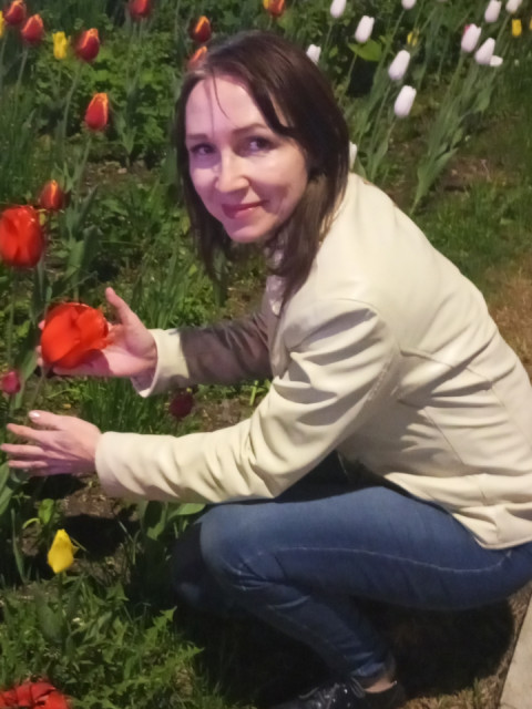 Лана, Россия, Волгоград, 44 года, 1 ребенок. Познакомлюсь с мужчиной для любви и серьезных отношений, дружбы и общения.  Анкета 713376. 