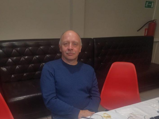 Игорь, Долгопрудный, 61 год, 2 ребенка, 1 фото. Хочу найти одну, свою
Ту что прошепчет I love you! 
Хотелось бы видеть рядом симпатичную, стройную...  Анкета 714208. 