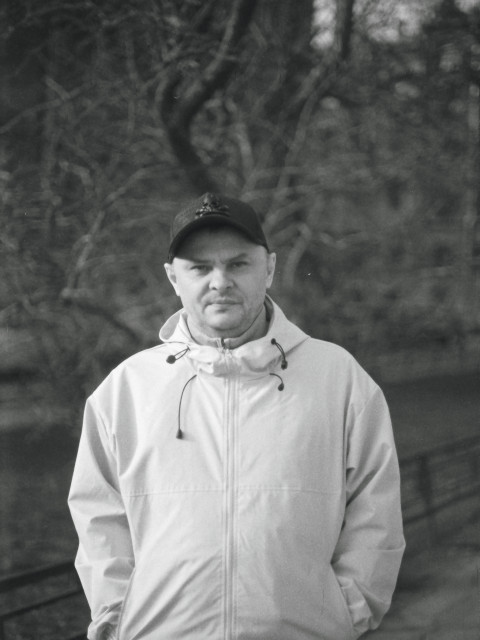 Юрий, Санкт-Петербург, 41 год, 1 ребенок, 3 фото. Познакомлюсь с женщиной для любви и серьезных отношений, брака и создания семьи.  Анкета 714929. 