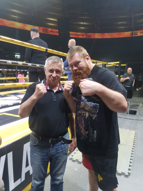 Александр, Россия, Санкт-Петербург, 53 года. Познакомлюсь с женщиной для любви и серьезных отношений.Надёжен, интересен, искреннен.