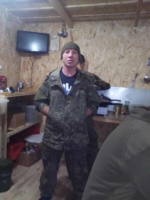 Анатолий, Россия, Луганск, 45 лет. Познакомлюсь с женщиной для дружбы и общения.Военный