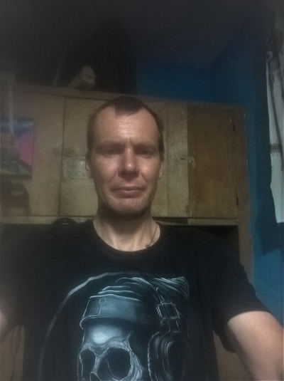 Андрей Дудниченко, Россия, Красноперекопск, 36 лет. Меня зовут Андрей, детей нет, хочу найти вторую половинку. 