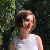 Ирина, Россия, Воронеж, 43 года. В любой сложной жизненной ситуации остаюсь оптимисткой. Верю в людей и в то, что встречу здесь досто