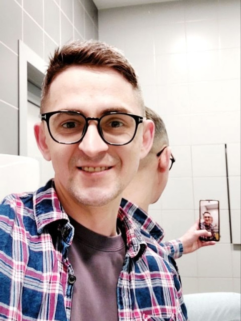 Евгений, Россия, Нижний Новгород, 39 лет, 2 ребенка. Познакомлюсь с девушкой для любви и серьезных отношений, дружбы и общения.Живу счастливую жизнь, ищу свою вторую половинку. Люблю честность т открытость, не переношу ложь и э