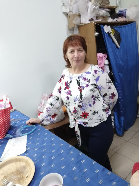 Светлана, Молдова, Бендеры, 53 года, 1 ребенок. Познакомлюсь с мужчиной для любви и серьезных отношений.Позитивная,одыкватная,порядочная ,Живу одна ищу  порядочного,чесного мучщину