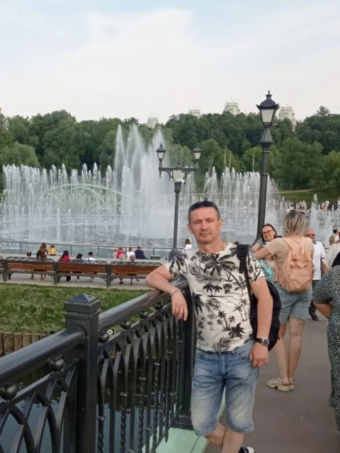Олег, Россия, Москва, 45 лет. Познакомлюсь с женщиной для брака и создания семьи. Анкета 724111. 