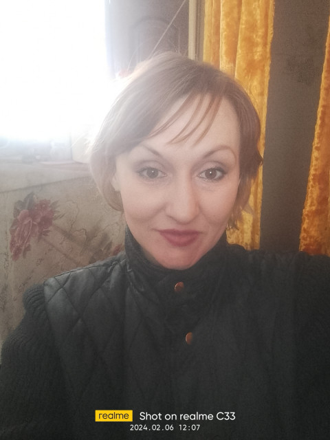 Светлана Николаевна, Россия, Омск, 33 года, 2 ребенка. Хочу найти Интересует реальность и конкретность. Решилась на такой шаг, как попробовать познакомиться в сети длРешилась на такой шаг, как попробовать познакомиться в сети для поиска созревшего мужчины