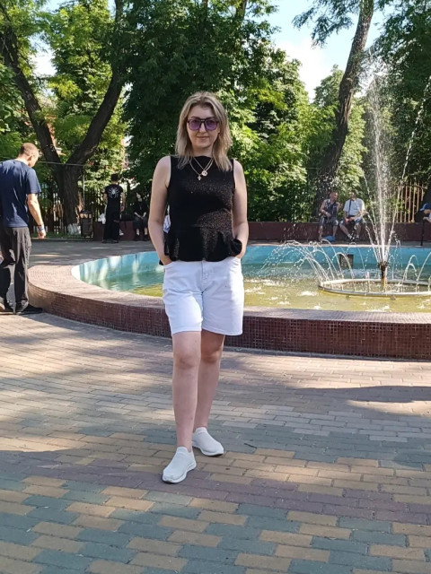 Анастасия, Ростов-на-Дону, 34 года, 1 ребенок, 1 фото. Познакомлюсь с мужчиной для любви и серьезных отношений.  Анкета 725891. 