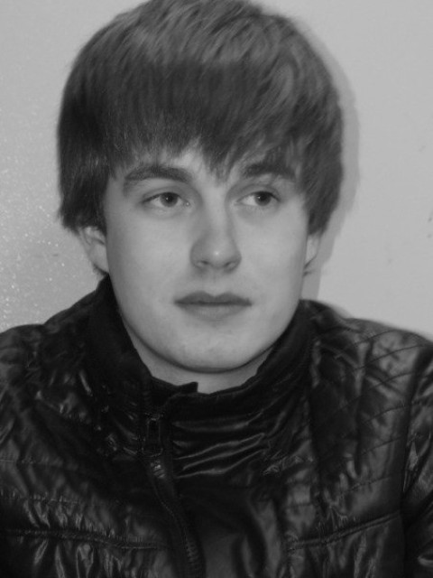 Павел, Россия, Санкт-Петербург, 32 года. Люблю футбол