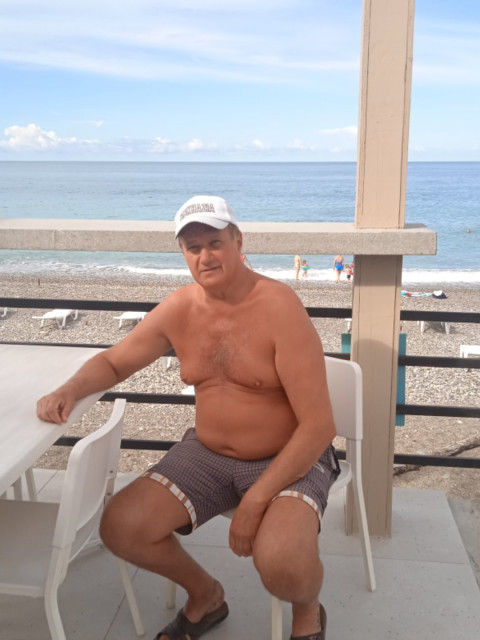 Сергей, Россия, Пермь, 64 года, 1 ребенок. Познакомлюсь с женщиной для любви и серьезных отношений, или гостевого брака, общения. 45-55 летРабота отдых дача о себе при встрече.