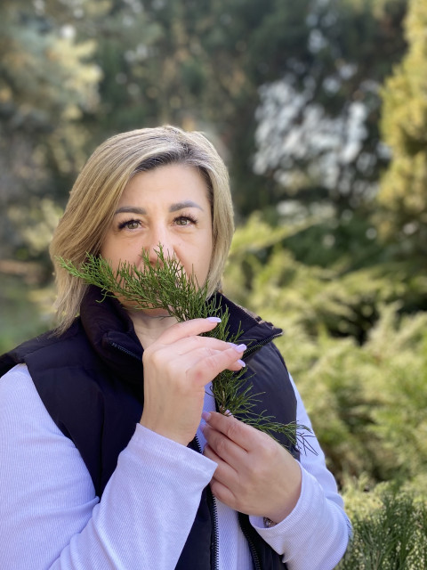 Ольга, Краснодар, 51 год, 2 ребенка, 3 фото. Ищу: Люблю мужчин, которые любят домашнюю кухню, яичницу с блинами на завтрак и запеченное мясо на ужин....  Анкета 728035. 