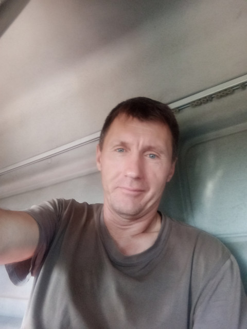 Сергей, Россия, Ростов-на-Дону, 53 года, 2 ребенка. Ищу женщину для серьезных отношений.Меня зовут Сергей, мне 53 года, работаю.