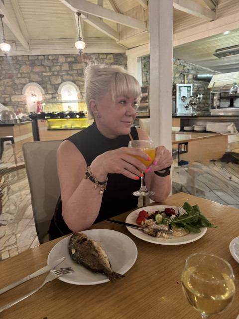 Инна, Санкт-Петербург, м. Проспект Ветеранов, 62 года. Познакомиться без регистрации.