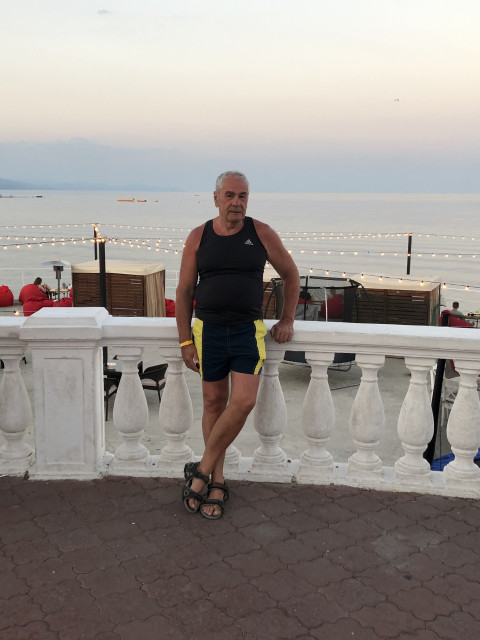 Алексей, Москва, м. Марьино, 66 лет, 1 ребенок. Познакомлюсь с женщиной для любви и серьезных отношений, брака и создания семьи, дружбы, общения и....,...  Анкета 729742. 