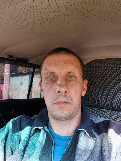 Sergej, Россия, Кингисепп, 40 лет, 2 ребенка. Познакомлюсь с женщиной для любви и серьезных отношений, брака и создания семьи, воспитания детей.  Анкета 733205. 