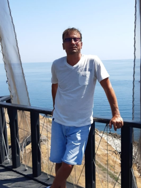 Сергей Андрейчук, Россия, Истра, 56 лет. Очень хочется встретить женщину 52+, для любви, серьёзных отношений и создания семьи. Ту единственную,...  Анкета 733491. 