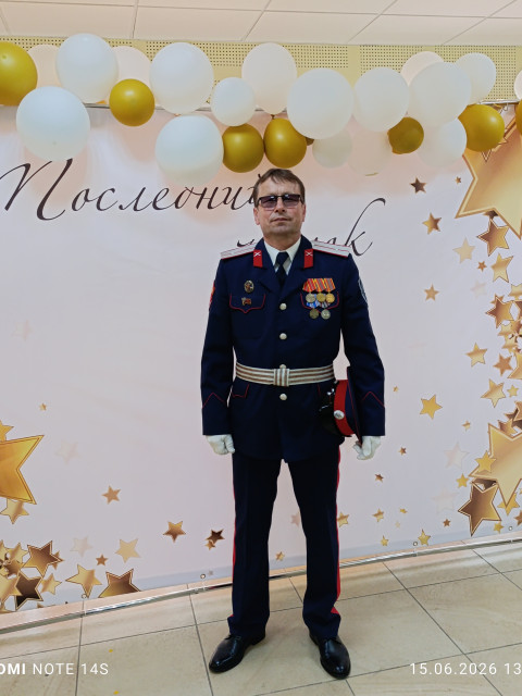Сергей Андрейчук, Россия, Истра, 57 лет. Очень хочется встретить женщину 52+, для любви, серьёзных отношений и создания семьи. Ту единственную,...  Анкета 733491. 