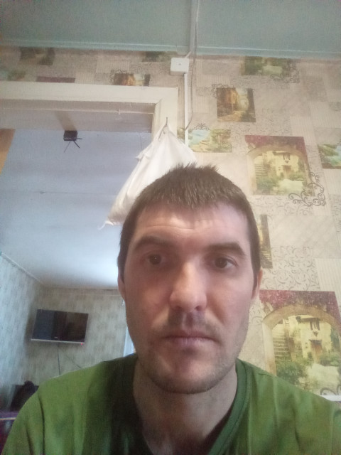 Владимир Габдуклхаков, Россия, Красноармейск, 33 года. Хочу найти ХозяйственнуюИщю девушку для серьезных отношений