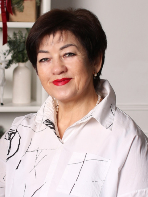 Инесса, Беларусь, Барановичи, 60 лет, 3 ребенка. Познакомлюсь с мужчиной для любви и серьезных отношений, дружбы и общения.Люблю движение, радуюсь жизни, паспорт врет!