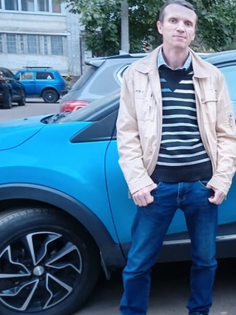 Игорь, Россия, Ярославль, 48 лет. Познакомлюсь с женщиной для любви и серьезных отношений, брака и создания семьи, рождения совместныхvk id: 40089785 Ищу без детей. 
В местных анкетах часто попадаются " блондинки" прямо как