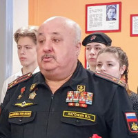 Владимир, Россия, Санкт-Петербург, 64 года