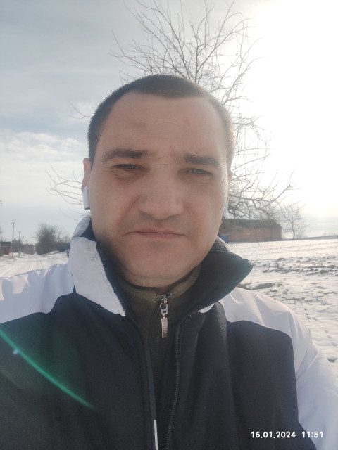 Иван, Россия, Кропоткин, 43 года, 2 ребенка. Он ищет её: Познакомлюсь с женщиной для любви и серьезных отношений, брака и создания семьи.Простой росийский мужчина