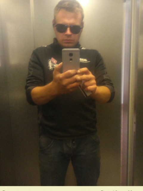 Александр, Россия, Москва, 39 лет, 1 ребенок. Познакомлюсь с девушкой для любви и серьезных отношений, брака и создания семьи, воспитания детей, рЯ родился и вырос в Москве. Мне 37 лет, я работаю водителем, я люблю детей, независимо от того, мои 