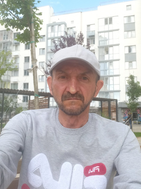Федор, Россия, Симферополь, 53 года. Познакомлюсь с женщиной для брака и создания семьи.Работаю на вахте в Севастополе, сварщиком