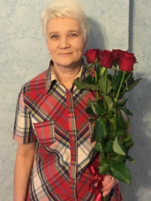 Ольга, Россия, Екатеринбург, 60 лет. Хочу познакомиться с надежным добрым мужчиной от 57 до 65лет с ЕКАТЕРИНБУРГА, ДЛЯ СЕРЬЕЗНЫХ ОТНОШЕНИДомашняя трудолюбивая добрая заботливая остальное при общении