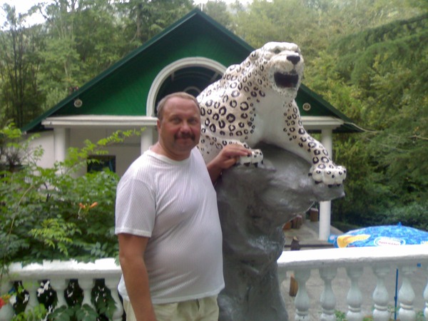 Элефант, Россия, Москва, 63 года, 1 ребенок. Хочу найти Женщина от 50 до 65, не скандальная, не курящая, без кошек и собак, Весёлая, жизнерадостная, лёгкая Жизнерадостный человек