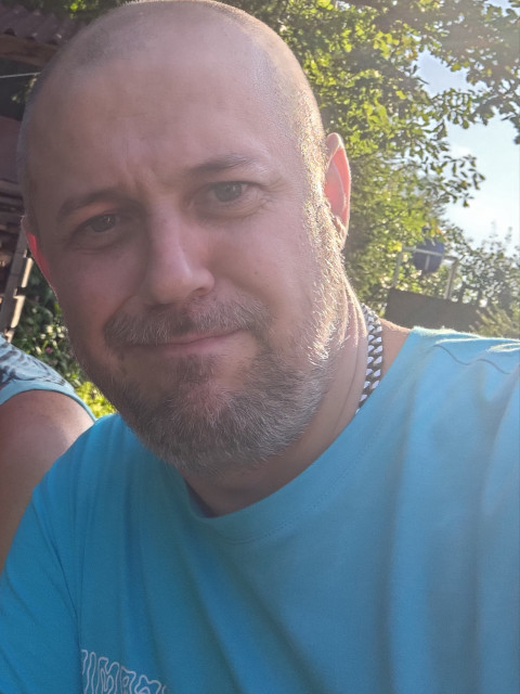 Артем, Санкт-Петербург, 42 года, 3 фото. Познакомлюсь с женщиной для любви и серьезных отношений, брака и создания семьи.  Анкета 742774. 