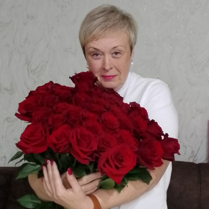 Оля, Россия, Челябинск, 45 лет, 1 ребенок. Она ищет его: Уверенного, добропорядочного, романтичного настоящего мужчину с которым я могла чувствовать как за кДобрая, нежная, милая. Люблю уют