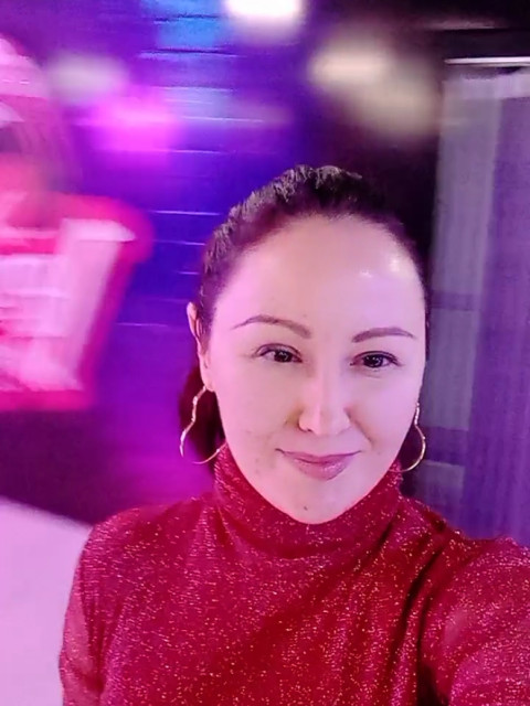 Алина, Узбекистан, Ташкент, 40 лет. Познакомлюсь с мужчиной для любви и серьезных отношений, брака и создания семьи.Романтичная, ищу Мужчину - спутника в жизни. Влюбленность, гармония, счастливые вместе - основные кр