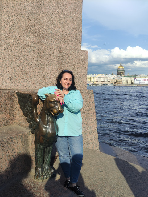 Наталья, Россия, Санкт-Петербург, 47 лет, 2 ребенка. Хотелось бы встретить порядочного мужчину от 46 лет, с которым можно построить близкие и доверительнИнтересная, яркая, скромная, серьезная)), чувство юмора присутствует. Во всём люблю ясность. Не худы