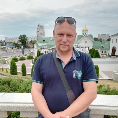 Андрей, Россия, Великий Новгород, 46 лет, 2 ребенка. Хочу найти Добрую, честную, стройнуюДобрый, заботливый, много работаю, ищу вторую половинку для создания семьи.