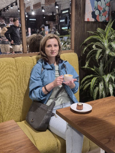 Мария, Россия, Раменское, 45 лет, 2 ребенка. Познакомлюсь с мужчиной для любви и серьезных отношений. 
Искренность, уважение по отношению ко мнеМилая и привлекательная, энергия солнца и ветер перемен подует в нашу сторону.